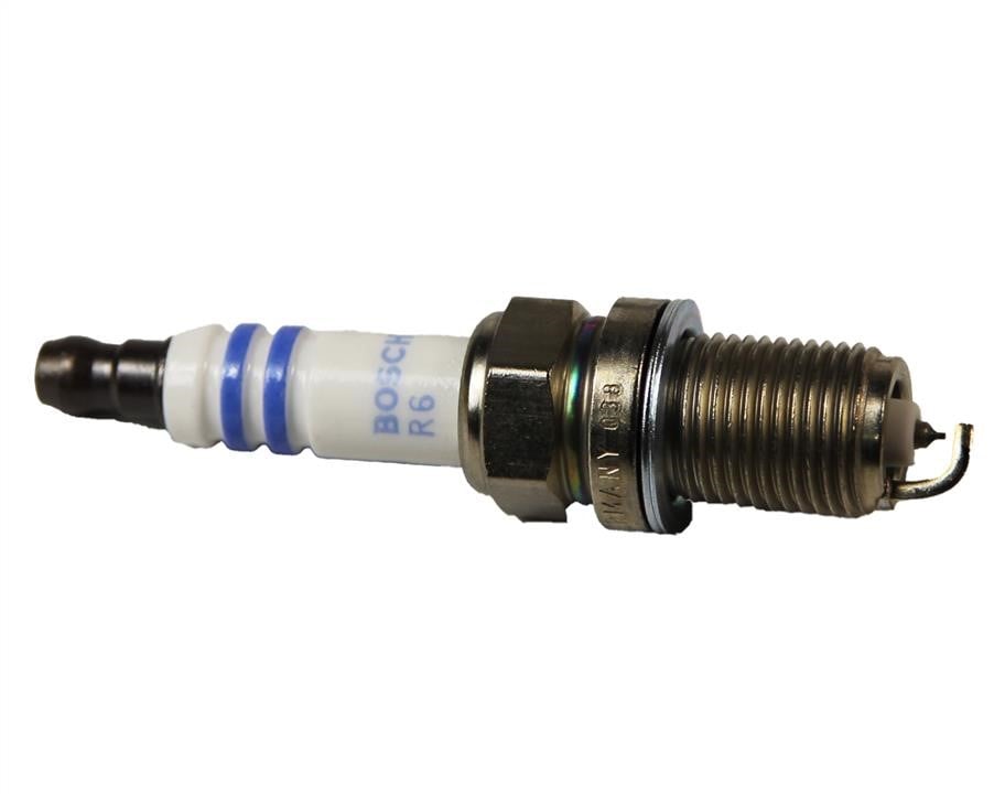 Свечи зажигания Opel Omega A (Опель Омега А): 0242240653 Bosch Свеча зажигания Bosch Platinum Iridium FR6KI332S