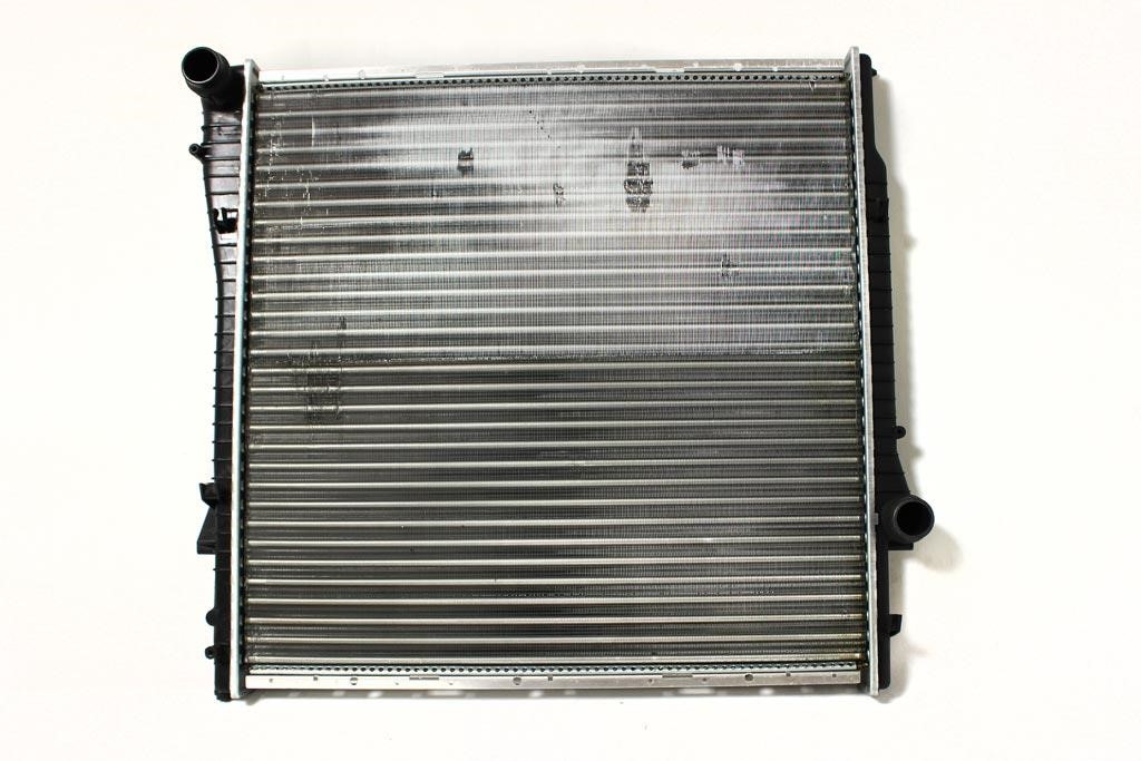 Oil cooler heat exchanger BMW X5: 0040170009 Abakus Engine cooling radiator