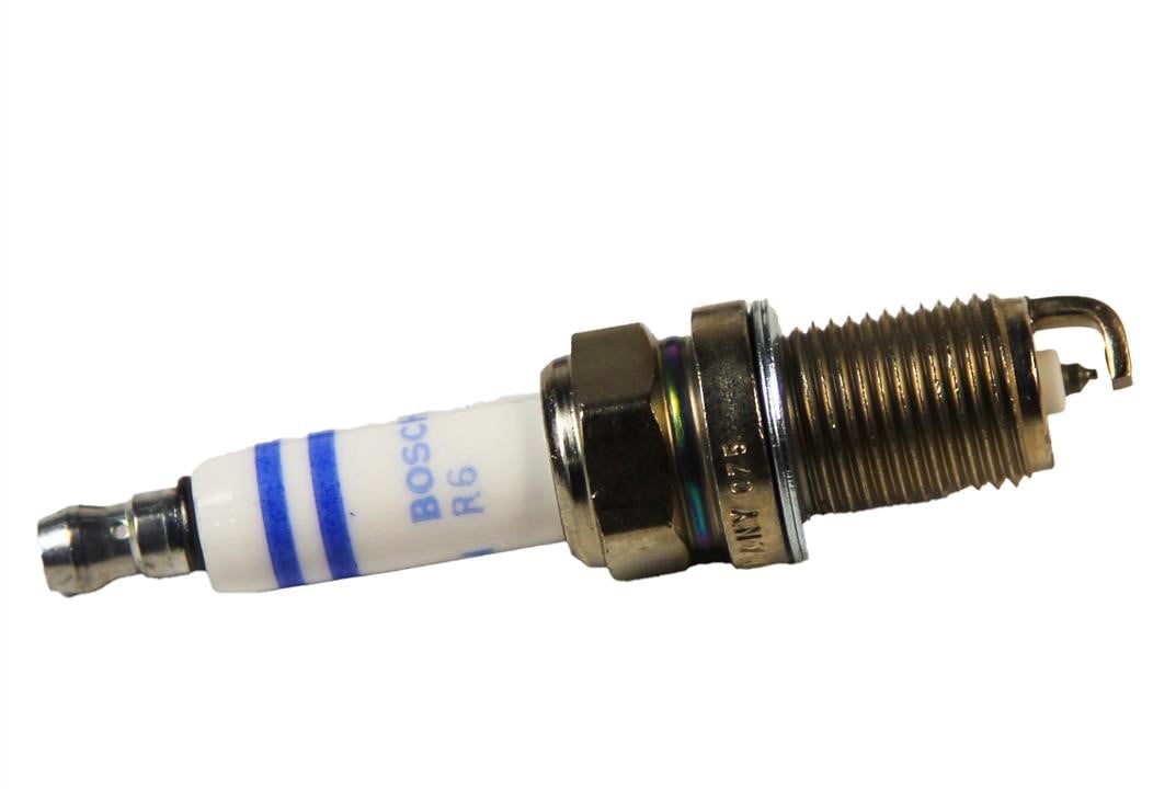 0242245576 Bosch Spark plug Bosch Double Platinum FR5KPP332S
