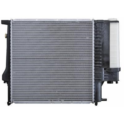 Mahle/Behr CR 330 000P Radiator, engine cooling CR330000P: Buy near me in Poland at 2407.PL - Good price!