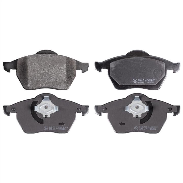 30916338 SWAG Front disc brake pads, set