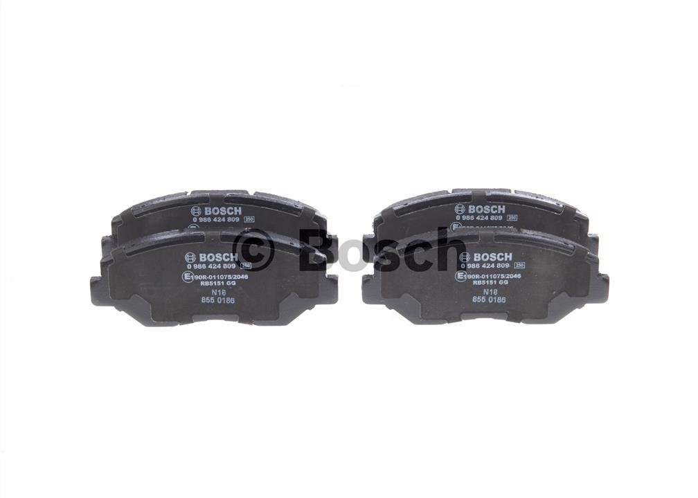 Тормозные колодки дисковые, комплект Bosch 0 986 424 809