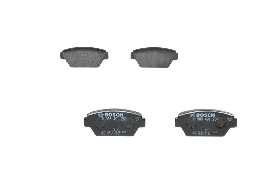 Тормозные колодки дисковые, комплект Bosch 0 986 491 250