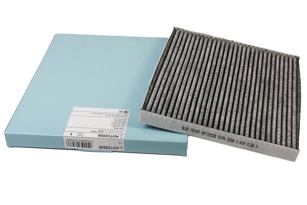 Cabin filter with activated carbon Blue Print ADT32528