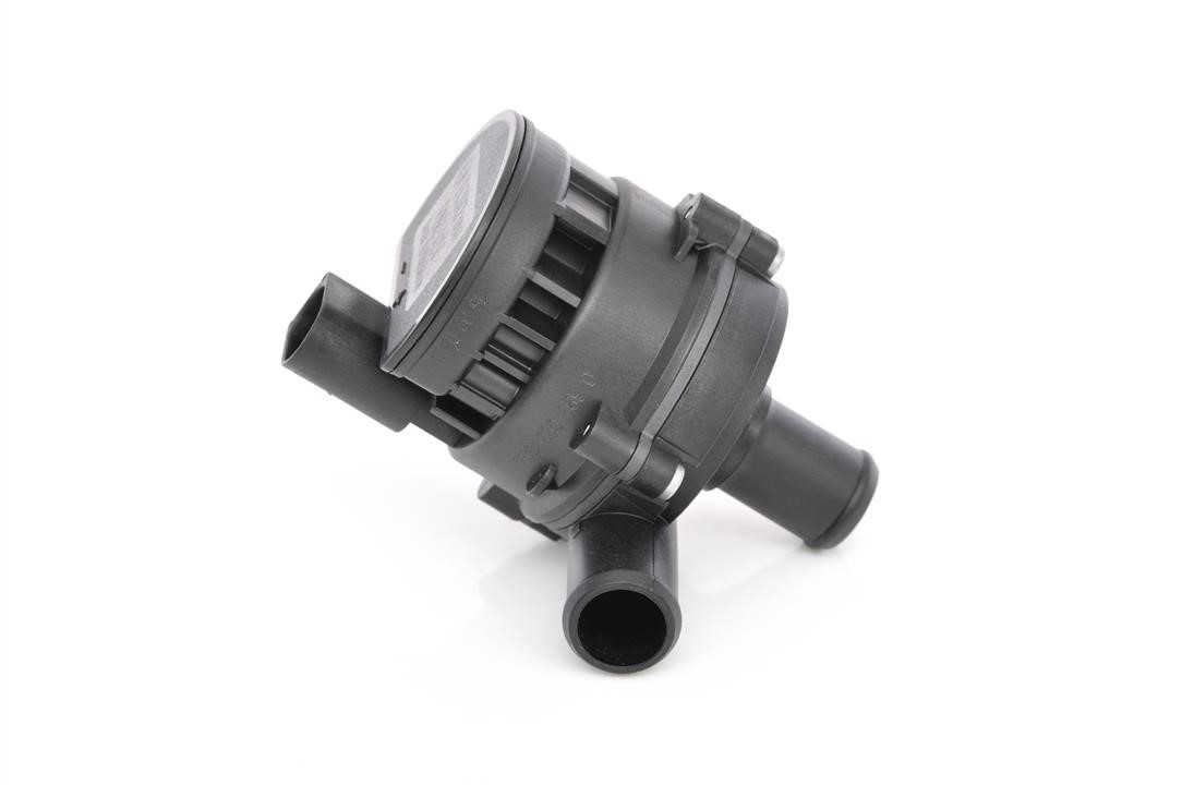Additional coolant pump Bosch 0 392 023 004