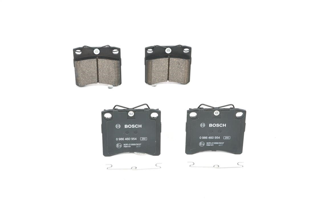 Bosch Brake pad set – price 126 PLN