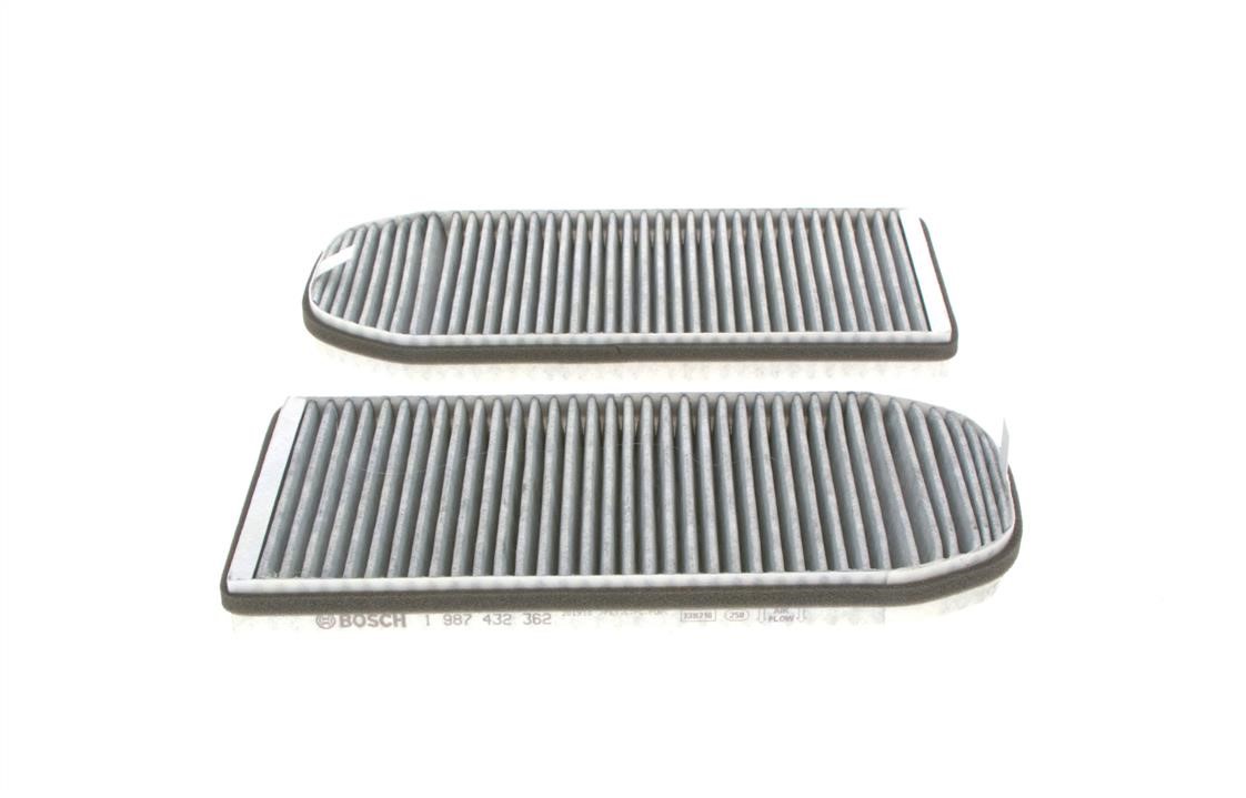 Bosch Cabin filter with activated carbon – price 172 PLN