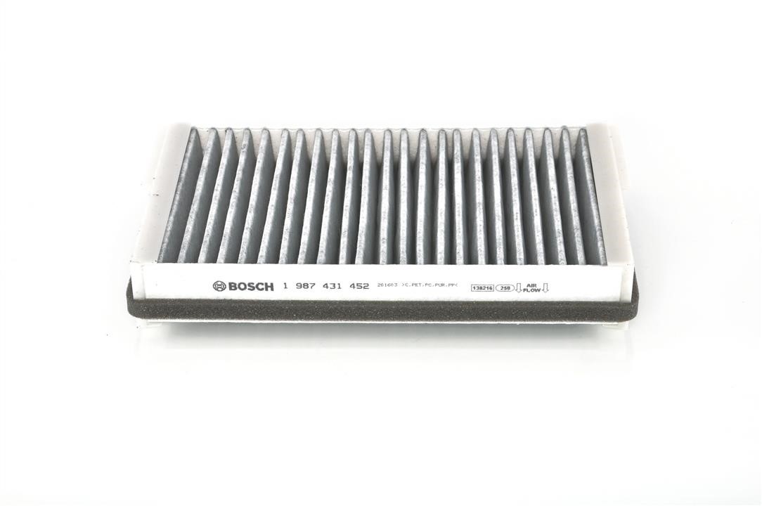 Bosch Cabin filter with activated carbon – price 96 PLN