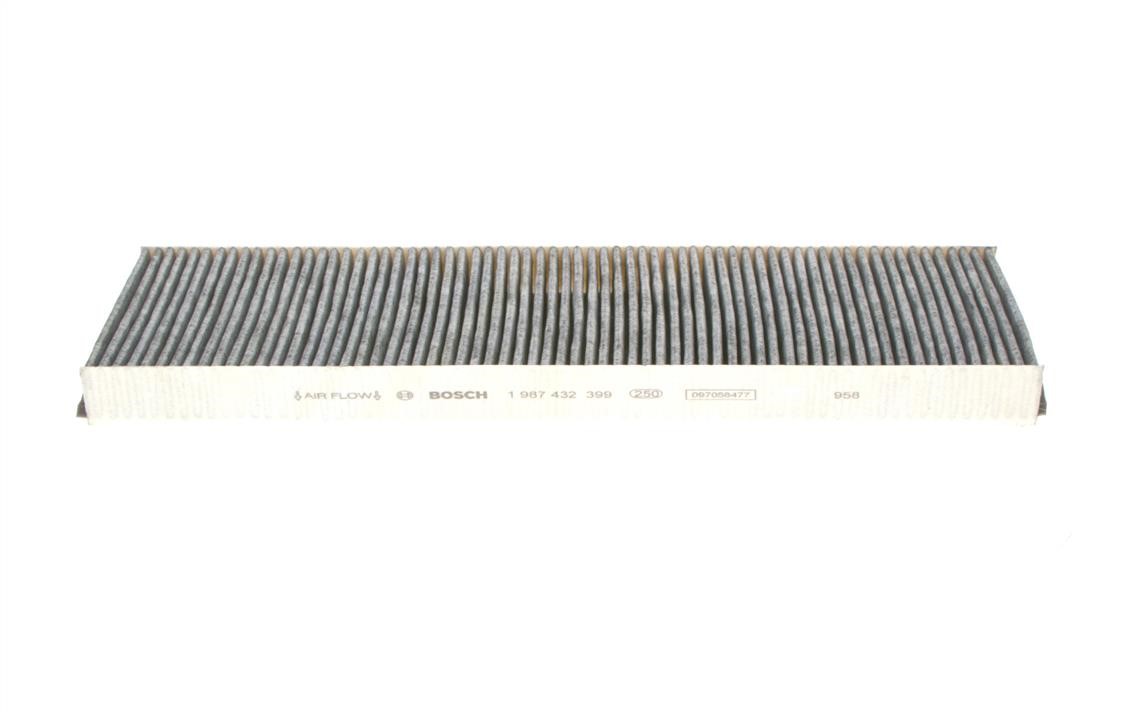 Bosch Cabin filter with activated carbon – price 81 PLN