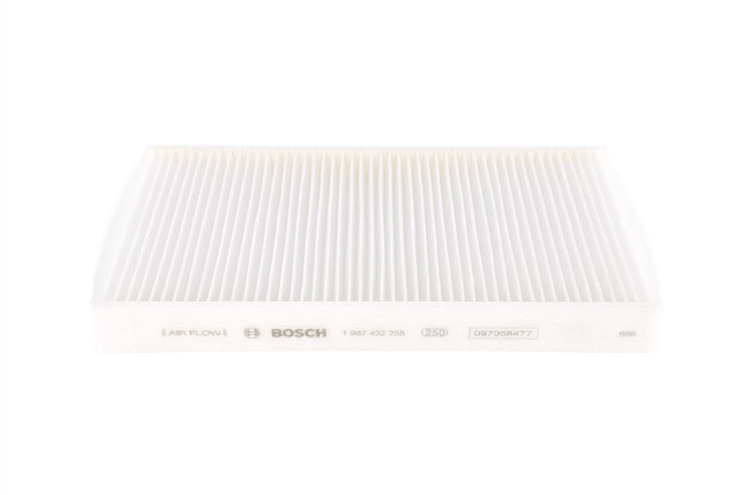 Bosch Cabin filter – price 41 PLN