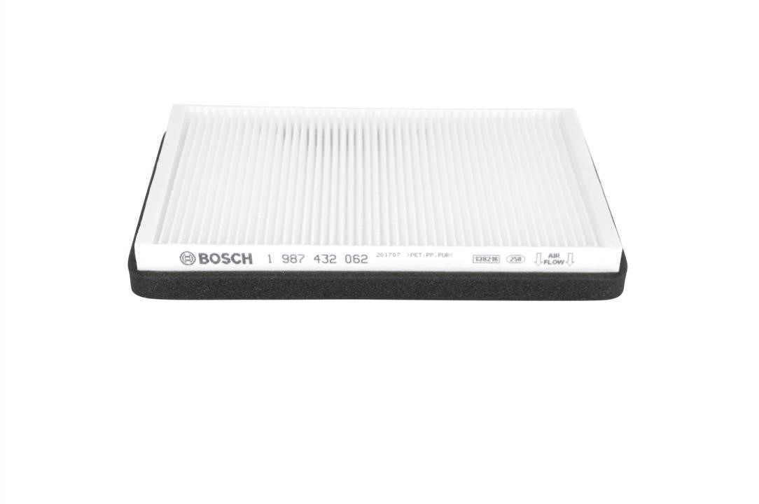 Bosch Cabin filter – price 52 PLN