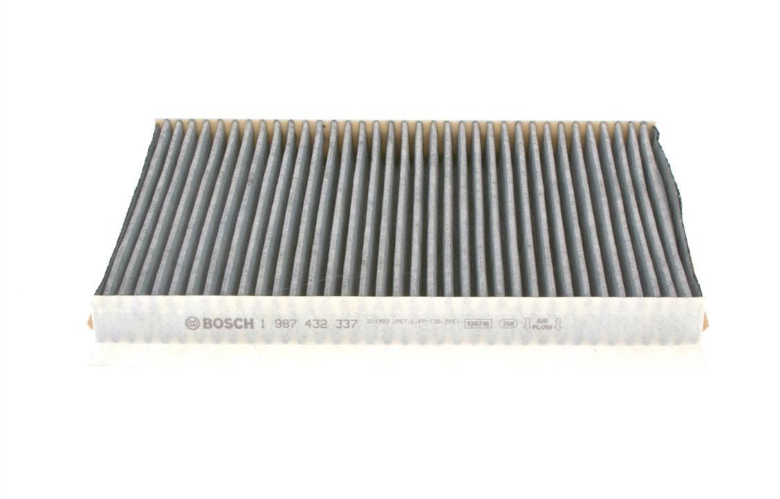 Bosch Cabin filter with activated carbon – price 81 PLN