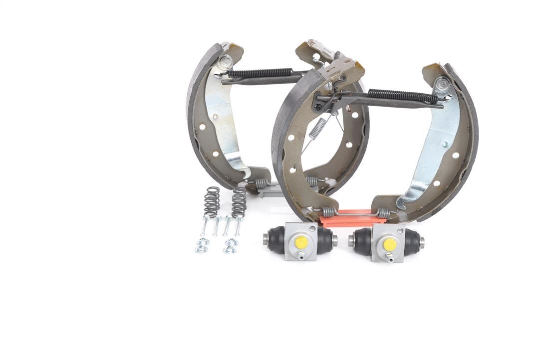 Bosch Brake shoe set – price 366 PLN