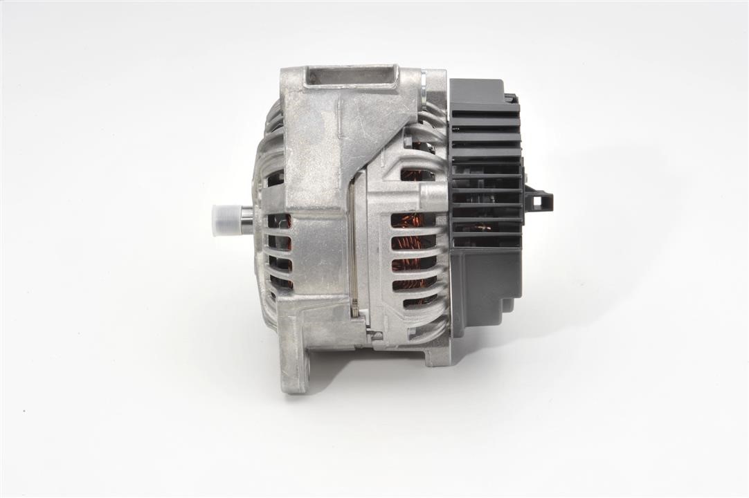 Bosch Alternator – cena 4468 PLN