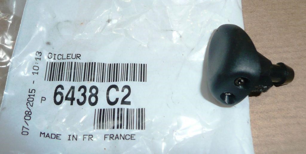 Citroen/Peugeot 6438 C2 Форсунка омывателя стекла лобового левая 6438C2: Купить в Польше - Отличная цена на 2407.PL!
