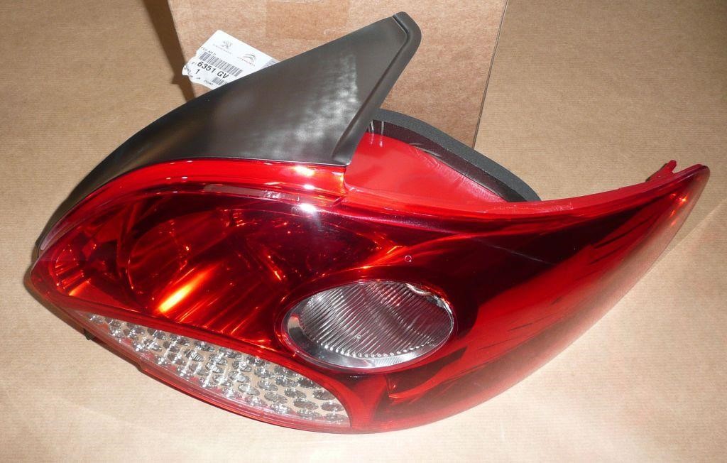 Citroen/Peugeot 6351 GV Combination Rearlight 6351GV: Buy near me at 2407.PL in Poland at an Affordable price!