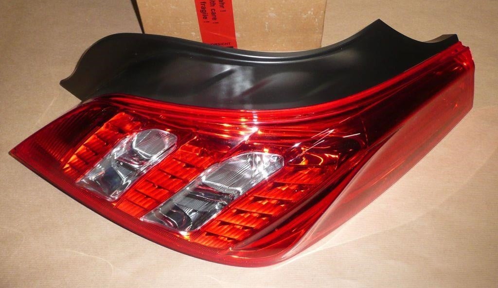 Citroen/Peugeot 6351 LL Combination Rearlight 6351LL: Buy near me in Poland at 2407.PL - Good price!