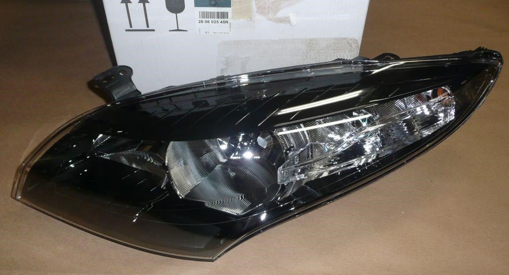 Renault 26 06 025 45R Headlamp 260602545R: Buy near me at 2407.PL in Poland at an Affordable price!