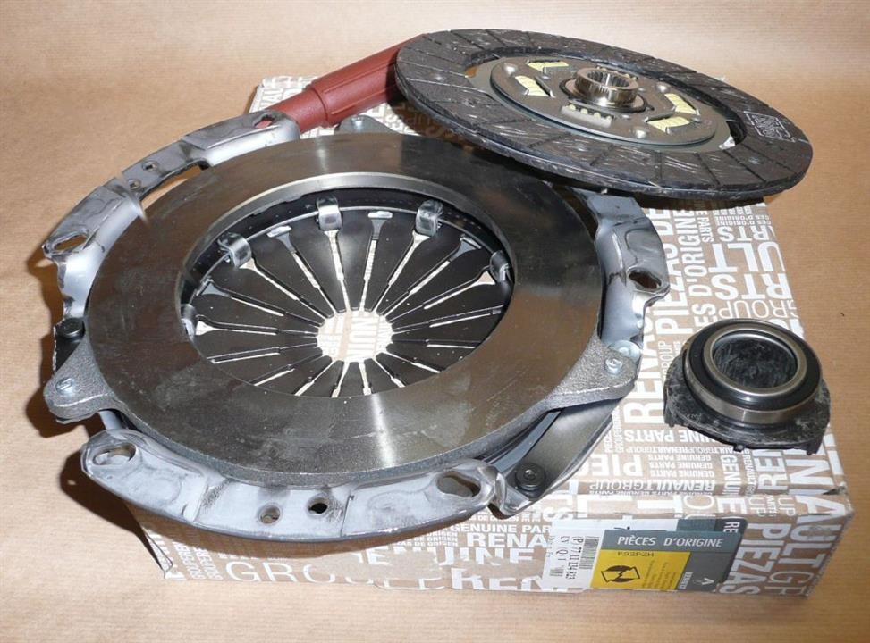 Renault 77 11 134 823 Clutch kit 7711134823: Buy near me at 2407.PL in Poland at an Affordable price!