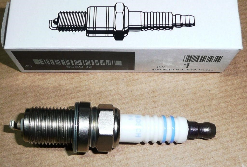 Citroen/Peugeot 5960 J2 Spark plug 5960J2: Buy near me at 2407.PL in Poland at an Affordable price!