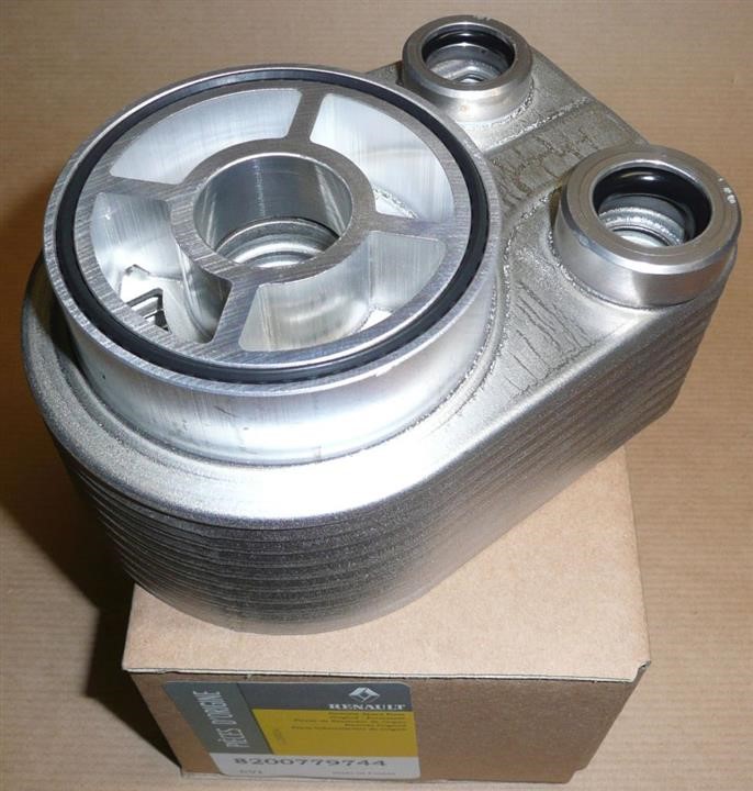 Renault 82 00 779 744 Oil cooler 8200779744: Buy near me in Poland at 2407.PL - Good price!