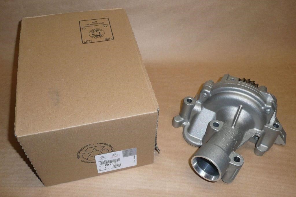 Citroen/Peugeot 16 094 174 80 Water pump 1609417480: Buy near me in Poland at 2407.PL - Good price!