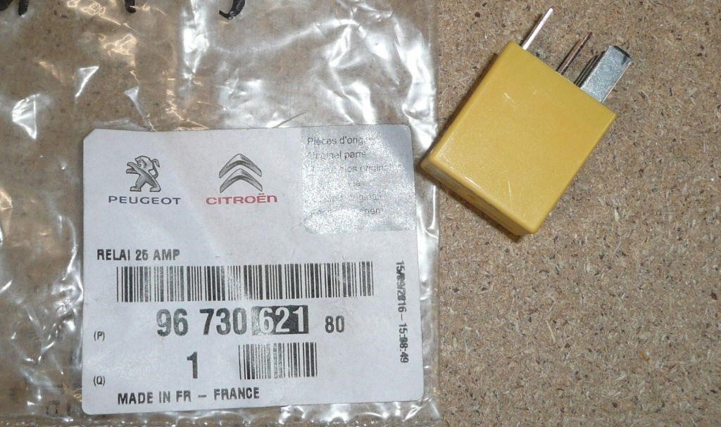 Citroen/Peugeot 96 730 621 80 Glow plug relay 9673062180: Buy near me at 2407.PL in Poland at an Affordable price!