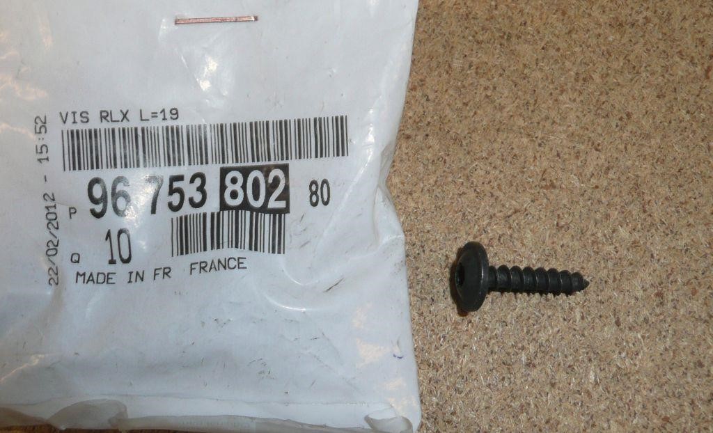 Citroen/Peugeot 96 753 802 80 Self tapping screw 9675380280: Buy near me in Poland at 2407.PL - Good price!