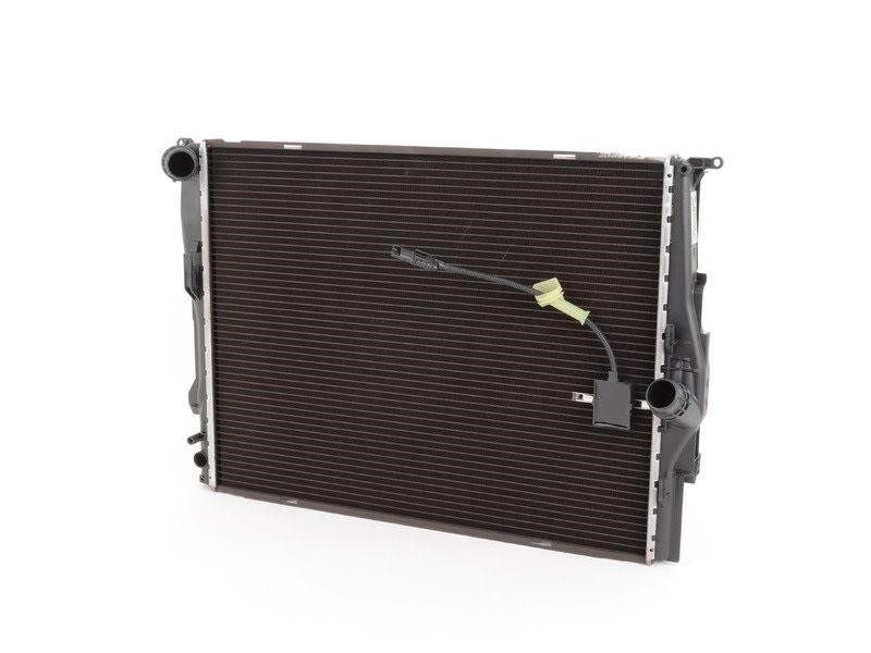 BMW 17 11 7 566 339 Radiator, engine cooling 17117566339: Buy near me at 2407.PL in Poland at an Affordable price!