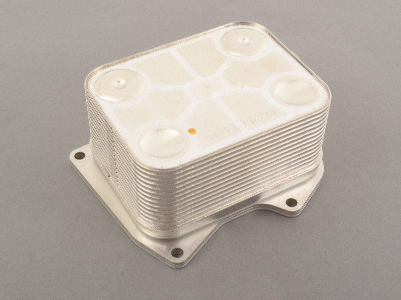 VAG 077 117 021 P Oil cooler 077117021P: Buy near me at 2407.PL in Poland at an Affordable price!
