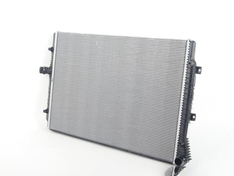 VAG 5C0 121 251 K Radiator, engine cooling 5C0121251K: Buy near me at 2407.PL in Poland at an Affordable price!