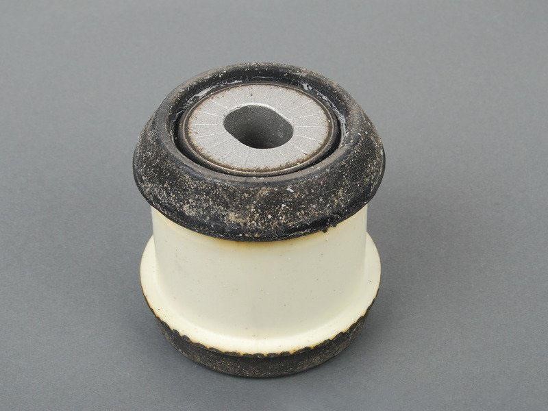 VAG 8D0 399 419 G Gearbox backstage bushing 8D0399419G: Buy near me at 2407.PL in Poland at an Affordable price!