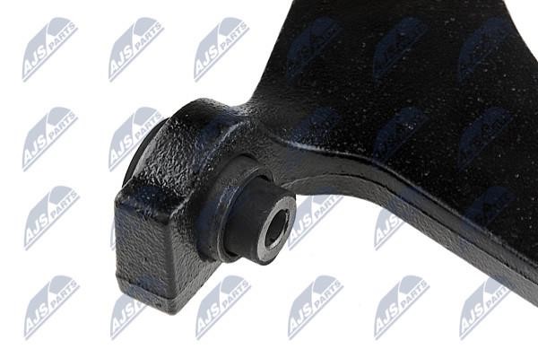 Suspension arm front right NTY ZWD-CT-013
