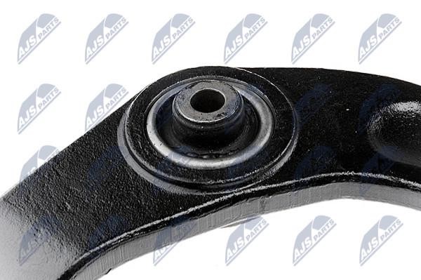 Suspension arm front right NTY ZWD-PE-000
