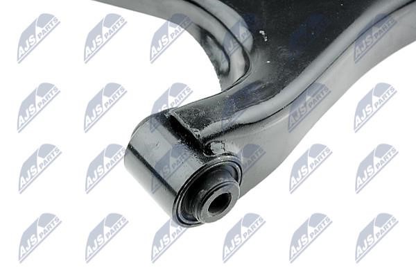 Suspension arm front right NTY ZWD-SB-016