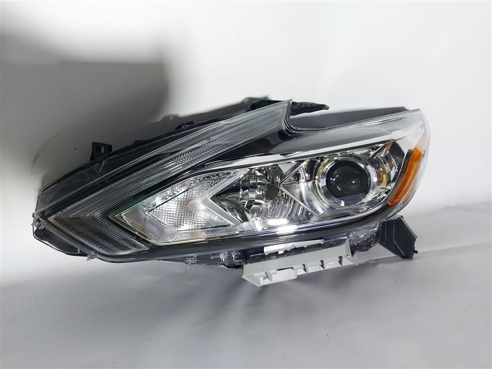 BSS BS-AL-HLL-16W Headlight BSS left halogen for NISSAN ALTIMA (2016-18) BSALHLL16W: Buy near me in Poland at 2407.PL - Good price!