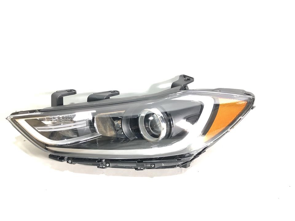 BSS BS-ET-HLL-16 Headlight BSS left halogen for HYUNDAI ELANTRA (2016-18) BSETHLL16: Buy near me in Poland at 2407.PL - Good price!