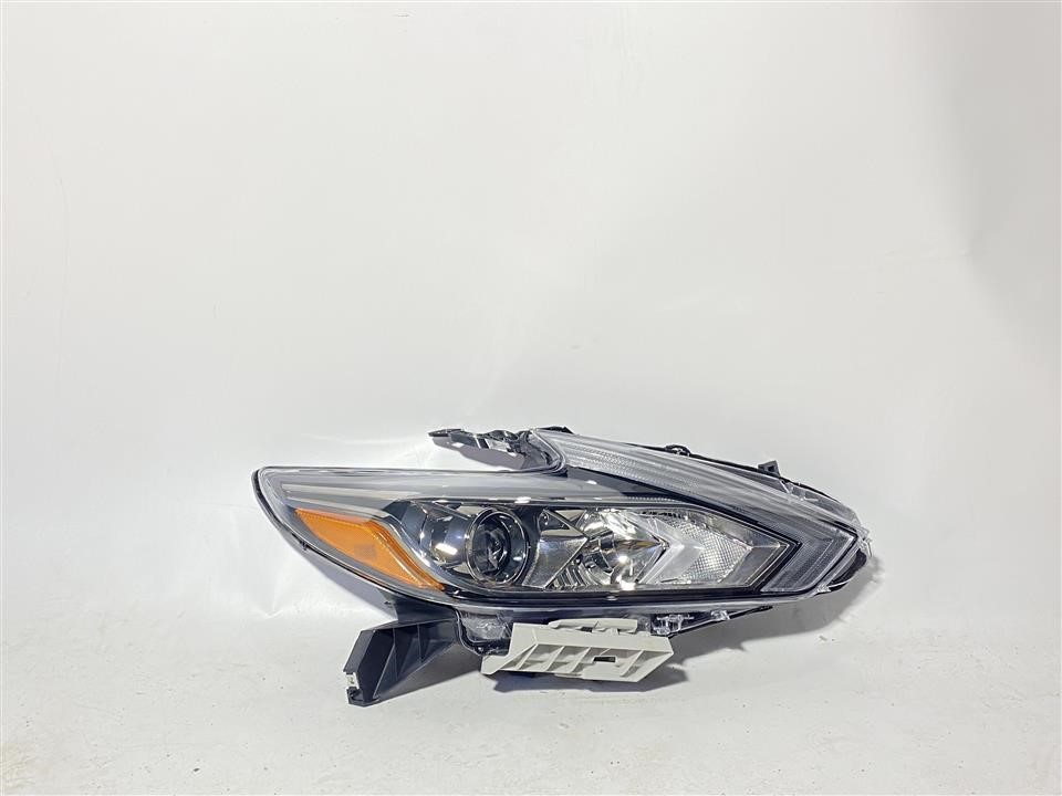 BSS BS-AL-HLR-16B Headlight BSS right halogen for NISSAN ALTIMA (2016-18) BSALHLR16B: Buy near me in Poland at 2407.PL - Good price!