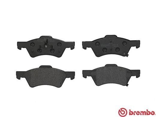 Buy Brembo P 11 015 at a low price in Poland!