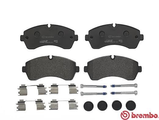 Buy Brembo P 50 059 at a low price in Poland!