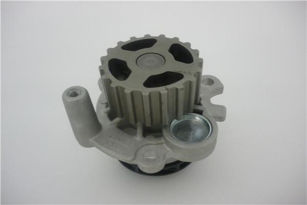 GMB GWVW-18A Water pump GWVW18A: Buy near me in Poland at 2407.PL - Good price!