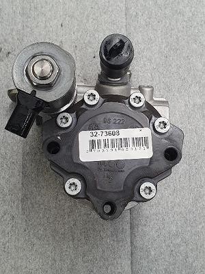 URW 32-73608 Hydraulic Pump, steering system 3273608: Buy near me in Poland at 2407.PL - Good price!