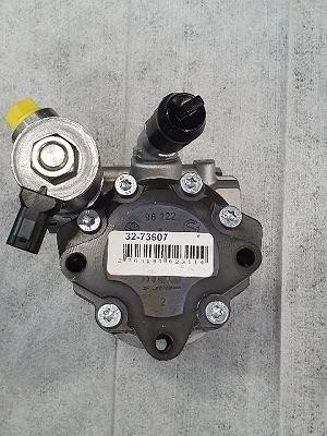 URW 32-73607 Hydraulic Pump, steering system 3273607: Buy near me in Poland at 2407.PL - Good price!