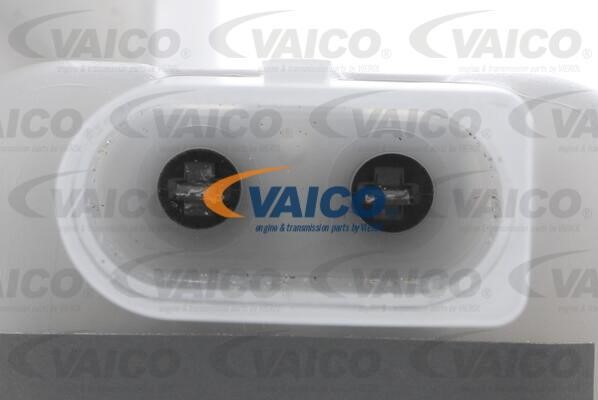 Buy Vaico V108562 at a low price in Poland!