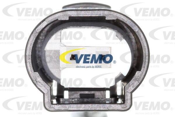 Buy Vemo V20725228 at a low price in Poland!