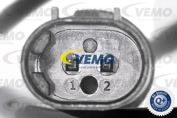 Buy Vemo V20-72-5284 at a low price in Poland!