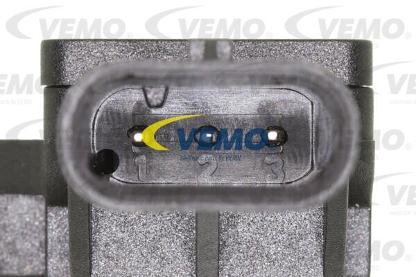 Buy Vemo V30-72-0053 at a low price in Poland!