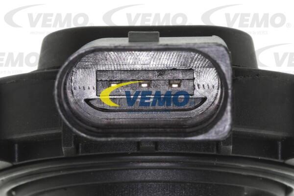 Датчик уровня масла Vemo V10-72-0157