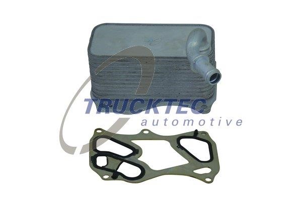 Trucktec 02.18.153 Oil Cooler, engine oil 0218153: Buy near me in Poland at 2407.PL - Good price!