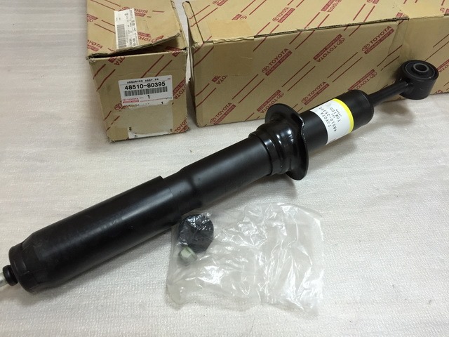 Toyota 48510-80395 Front right gas oil shock absorber 4851080395: Buy near me in Poland at 2407.PL - Good price!